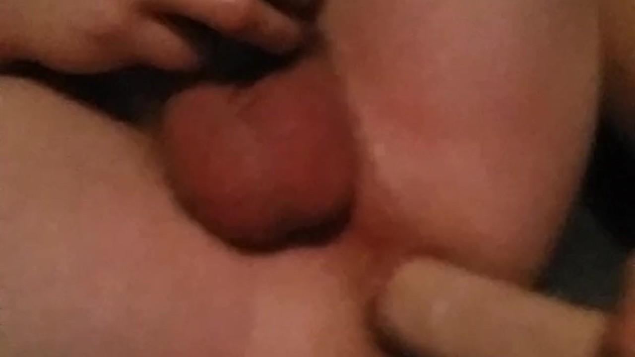 Fucks his tight hole with thick dildo and huge handsfree cumshot