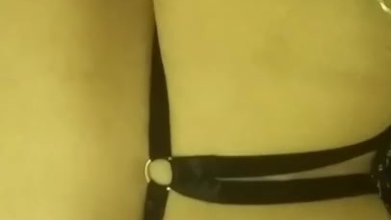 BBW playing with fat tits and nipple clamps.