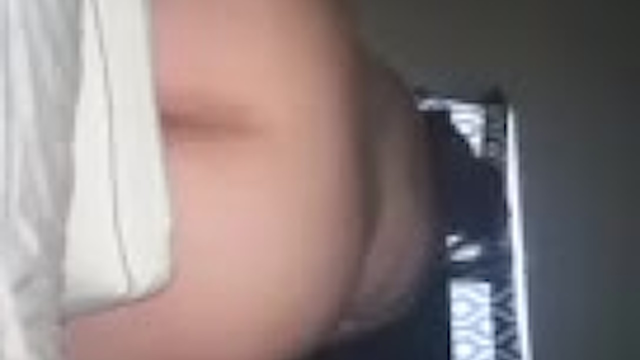 Hot pregnant BBW Milf fucking a suction cup dildo on bed
