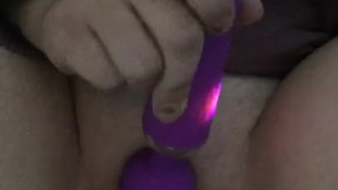 Milf uses new toy