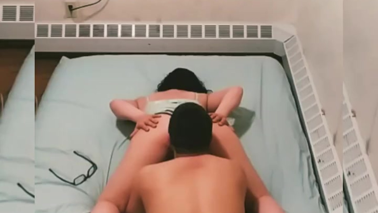 Bedroom fun (first upload over 5 minutes)