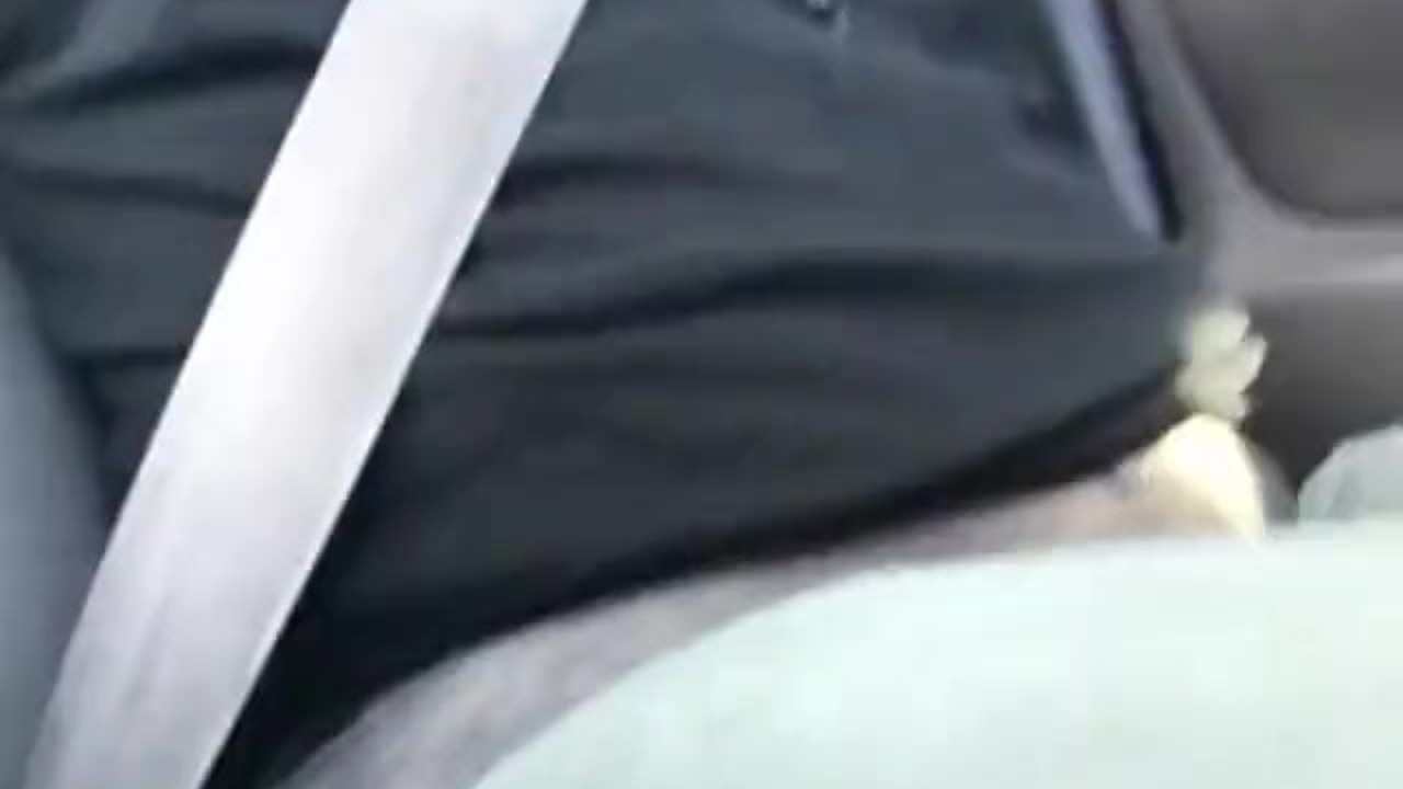 Feedee car ride belly play in tight pants