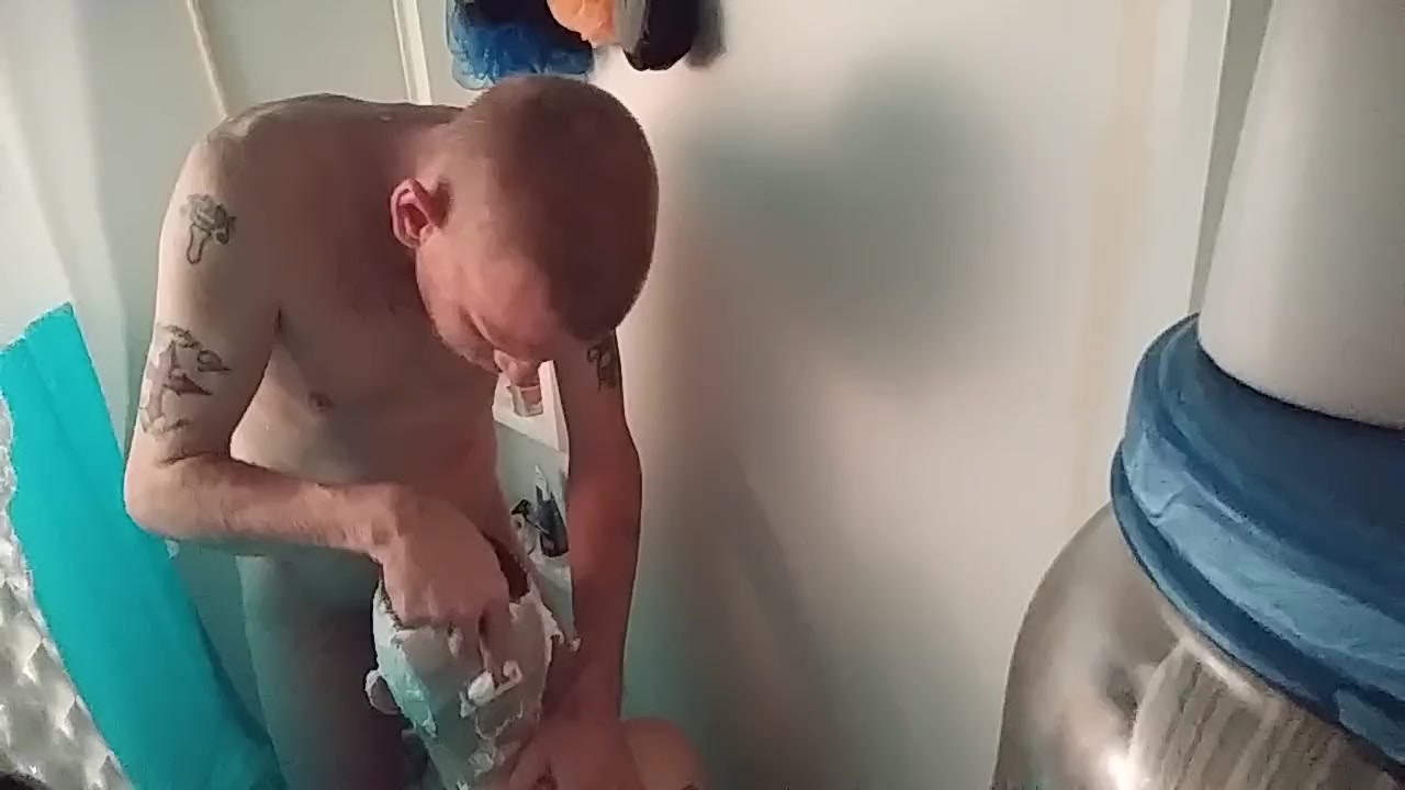 Chubby bald girl shaved while giving head, fucked after