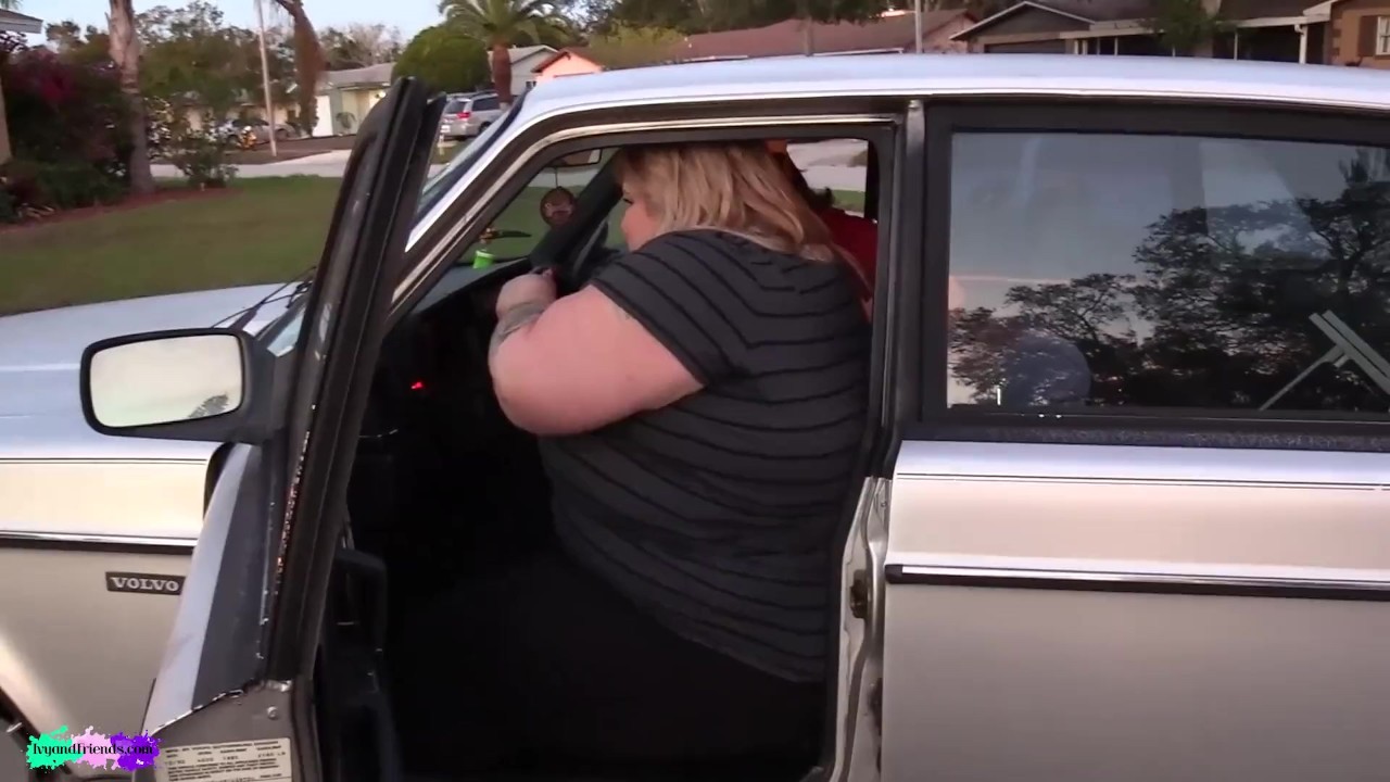 ssbbw ivy bounce car