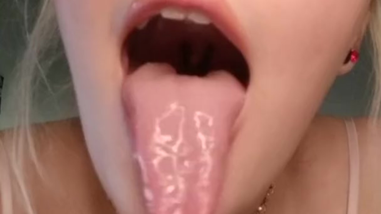 babygirl does long tongue drool porn