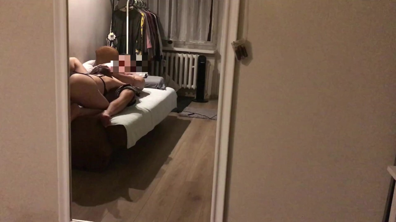 Perfect polish ass having mirror sex with face sitting