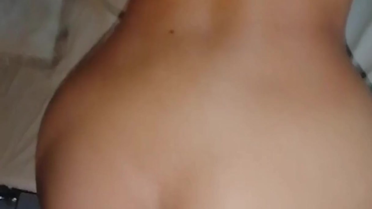 Latina has a painful anal before going to college