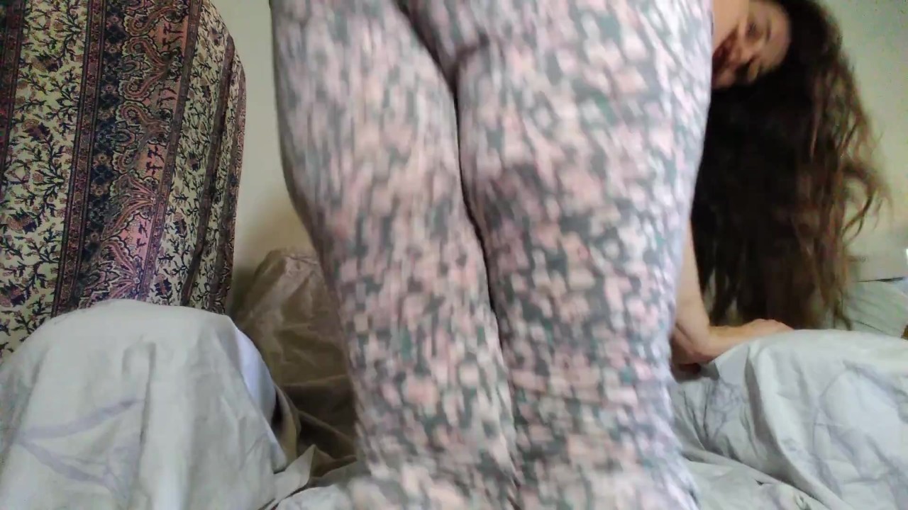 OLD VIDEO PinkMoonLust Cute Horny Camgirl PAWG Slut Plays Floral Yoga Pants Leggings On &amp; Off SLOWLY