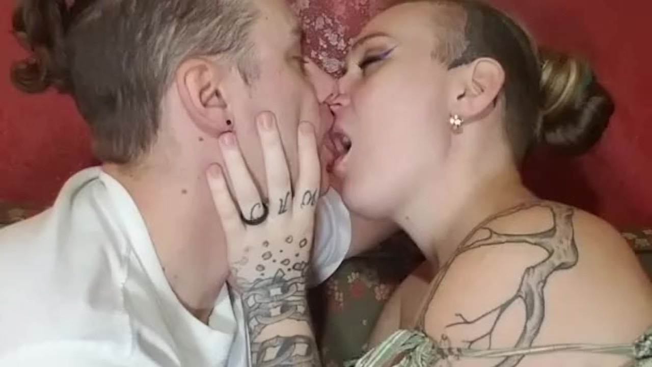 Make out session. Enjoy subs and cucks.