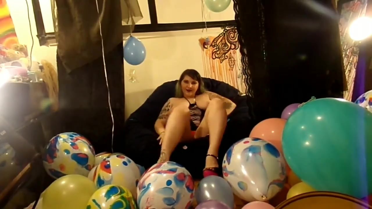 Looner Balloon Fetish! 50+Balloons/Inflatables Helium inhalation B2P hump&amp;Fucked2cum&amp;Helium VoiceJOI
