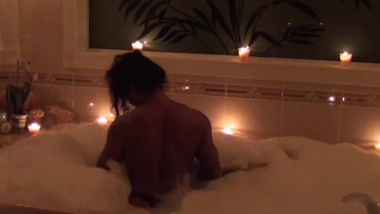 More Sexy Bathtub Bubbles with Sexy Muscle FBB Goddess LDR
