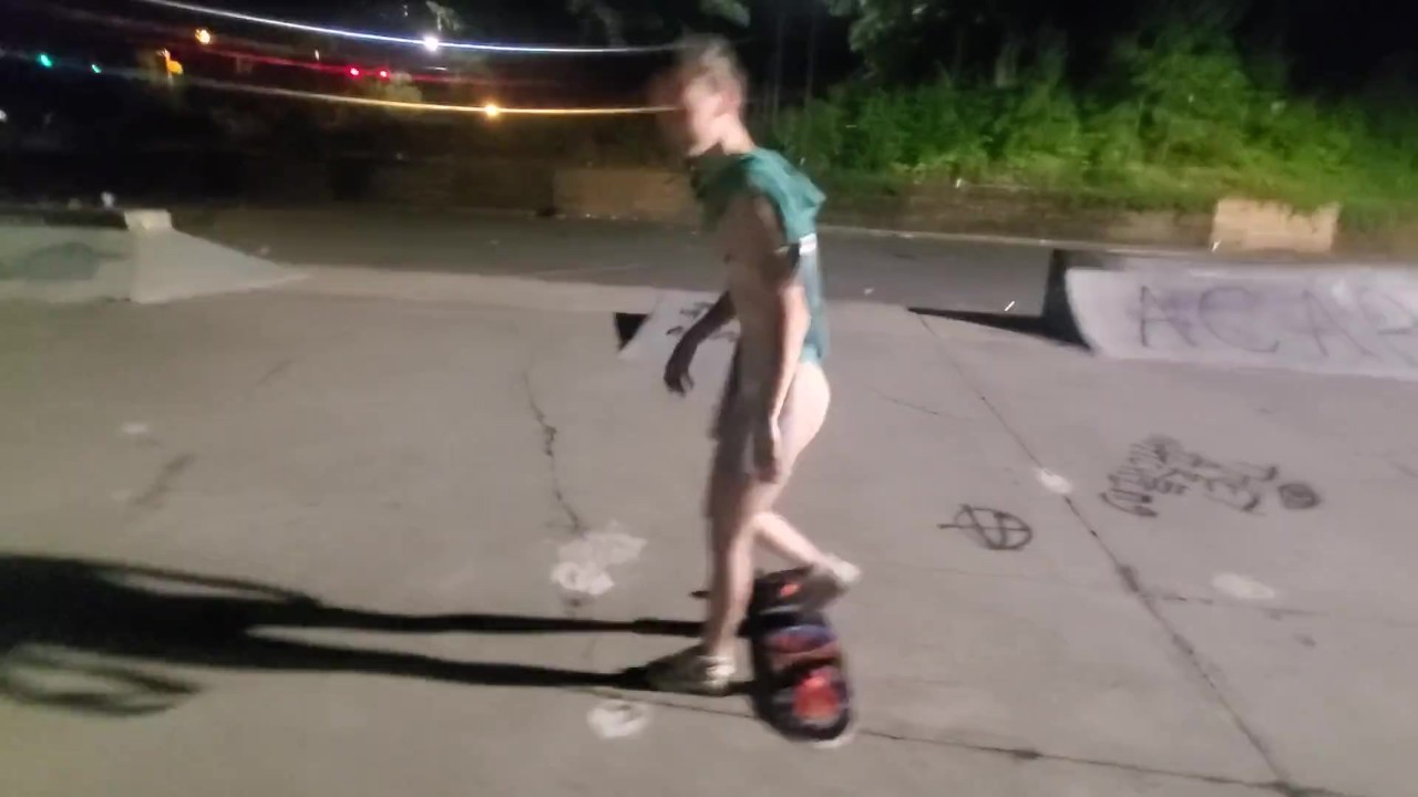 Naked Skateboarding