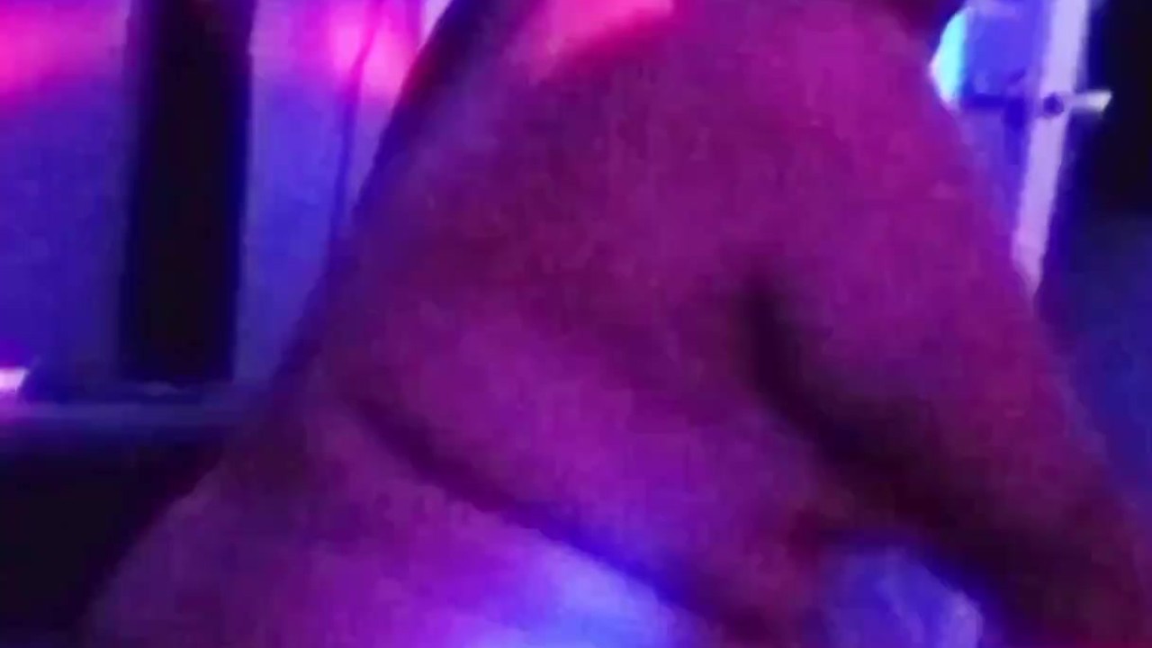 Lap dance turned into fucking dick sucking and a facial