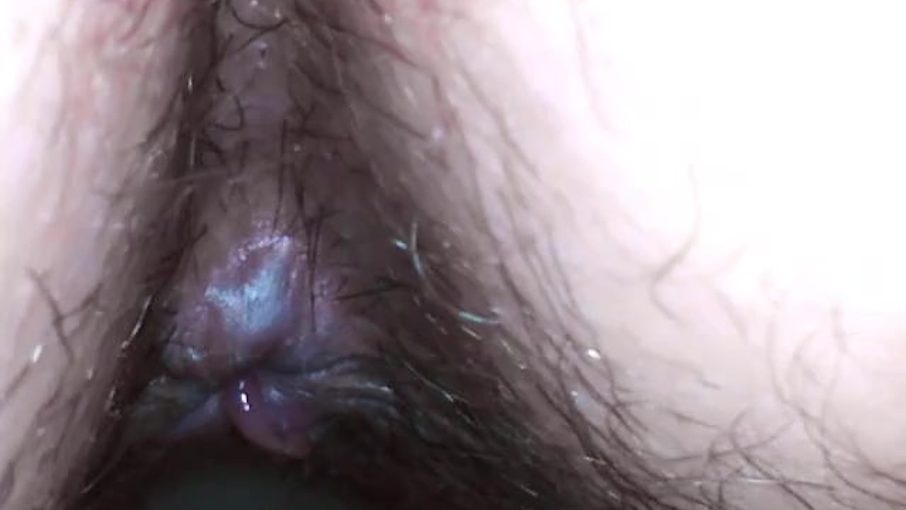 Pipi very close with medical endoscope and small enema all in the ass - Super fetish video