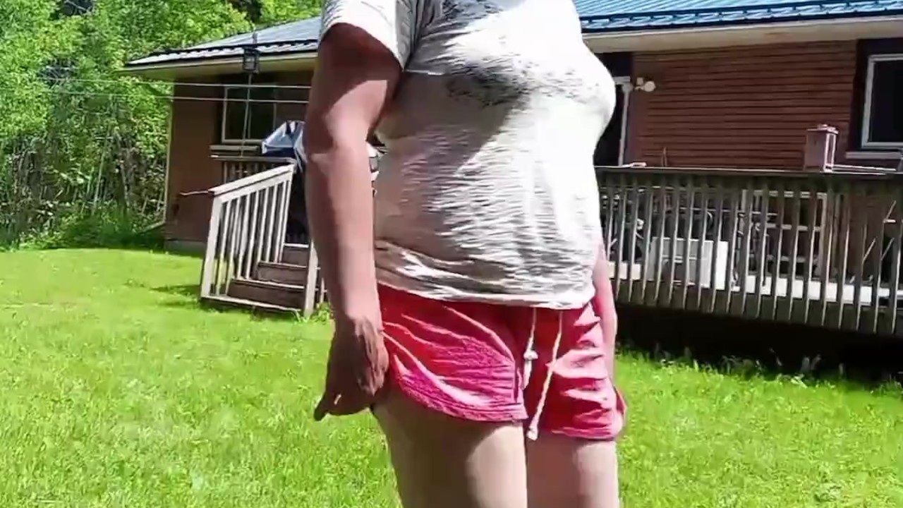 Twerking my delicious big Ass while my nosy neighbors watch