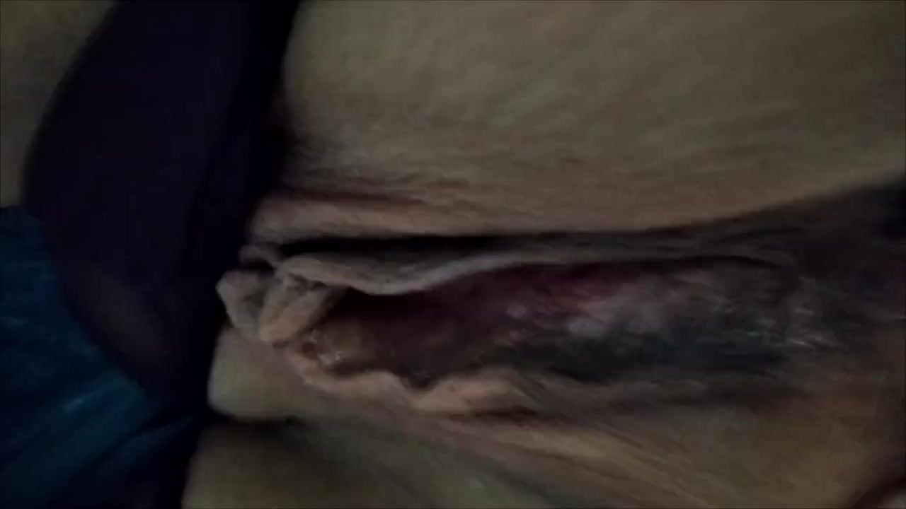 Gaping of both mature holes close up, or hard fucking bitch wife in pussy and mouth!