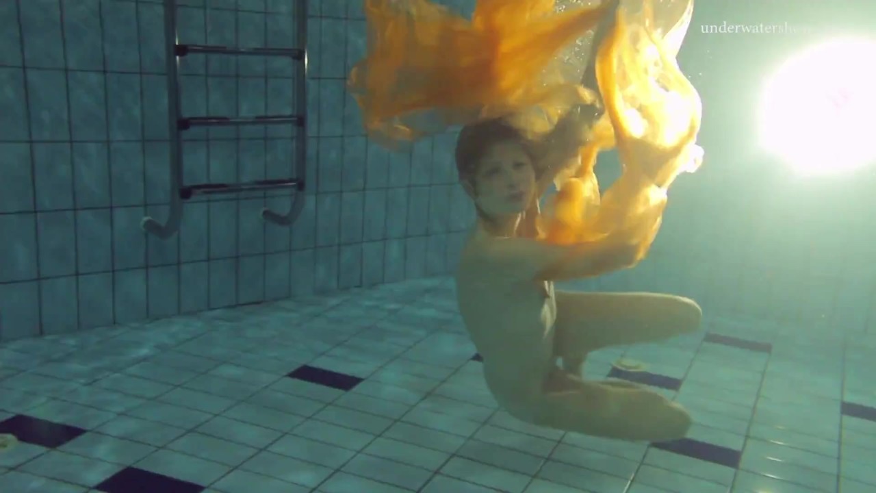 Blonde super tight teen Nastya underwater