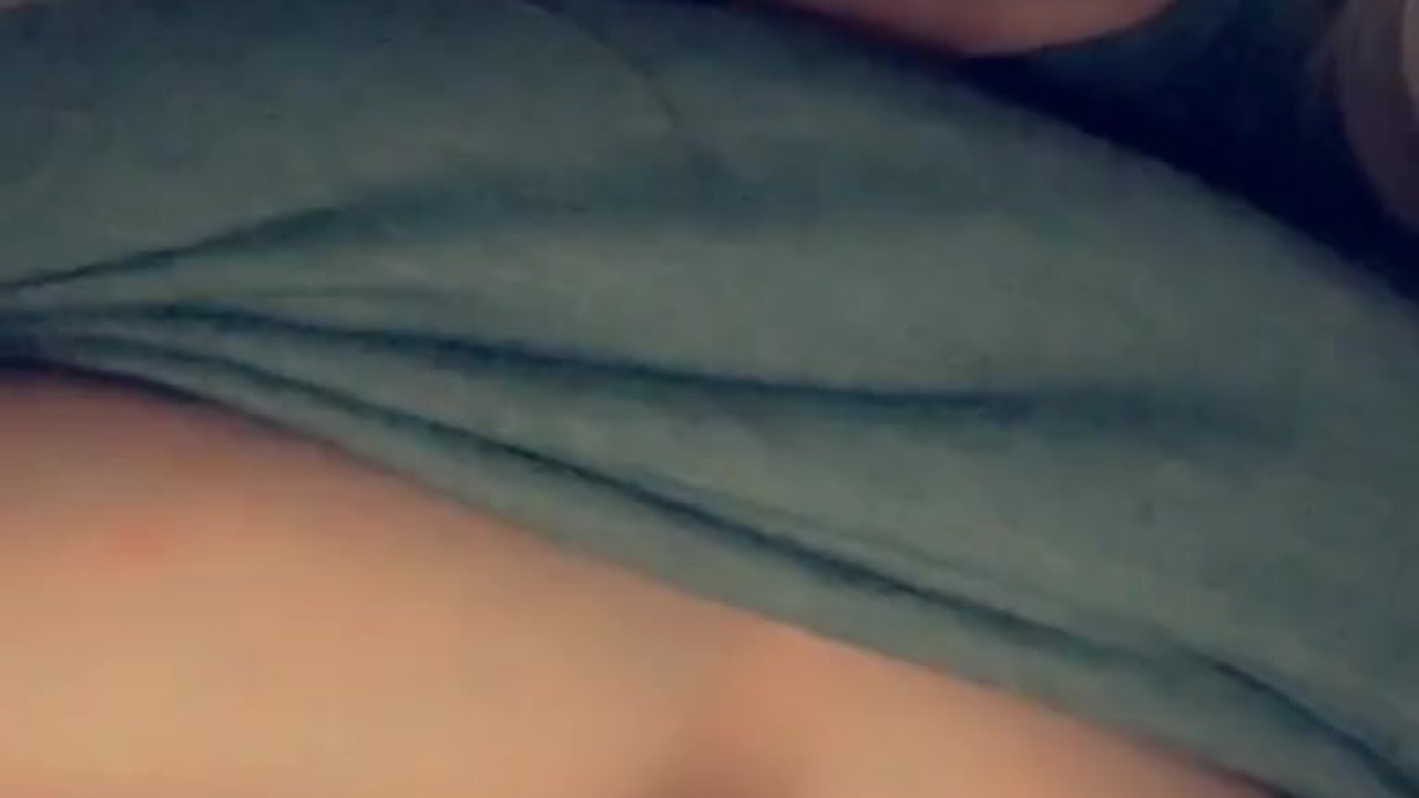 Playing with my big round boobs - snap leak