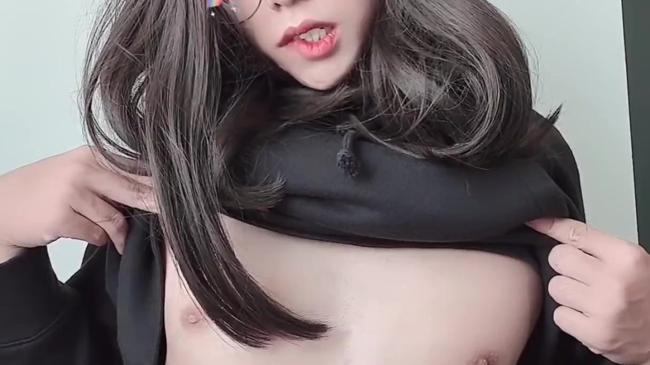 Cute Japanese Trap Upskirt and Pantyhose