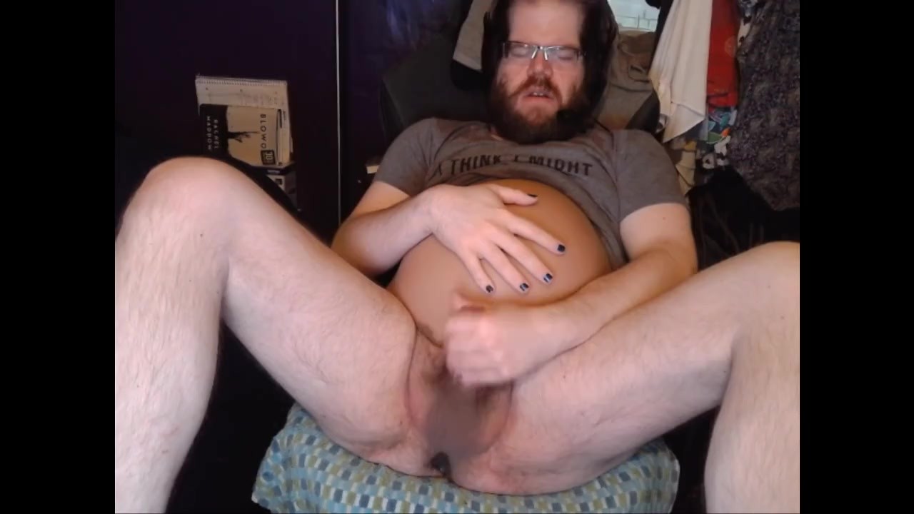 mpreg and happy to be giving birth on cam