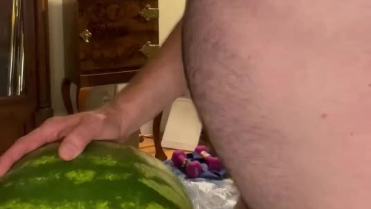 Hairy Dad Bod Fucks a Watermelon First Time!
