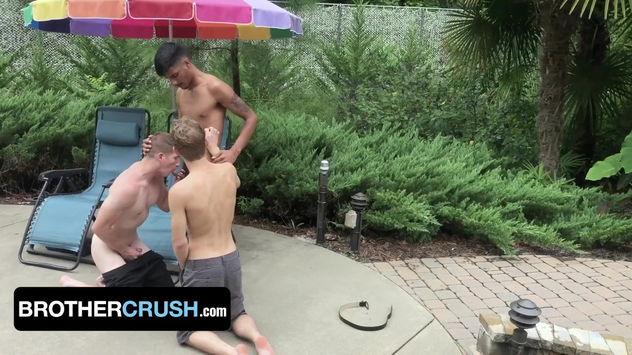 Athletic Latino Apollo Fates Enjoys Two Step Brothers&apos; Assholes By The Pool - BrotherCrush