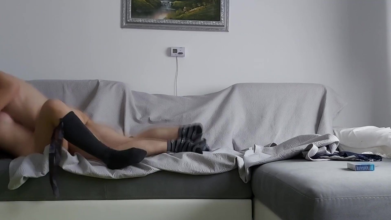 Amateur teenagers fucking in socks on the sofa, he used a condom and filled it with cum - full movie