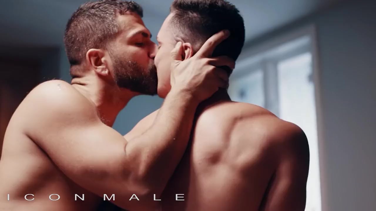 ICON MALE - Tristan Hunter Lures His University Teacher Adam Ramzi To Get Fucked In The Classroom