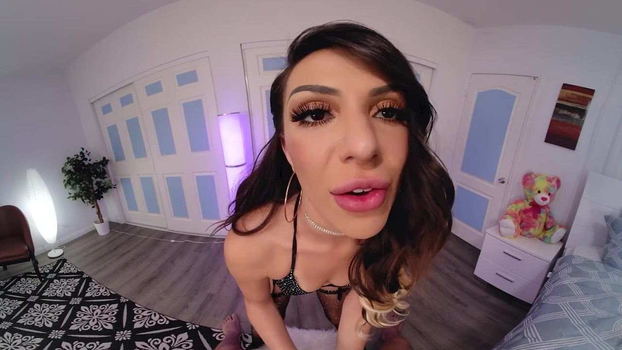 Petite brunette in stockings gets fucked in virtual reality