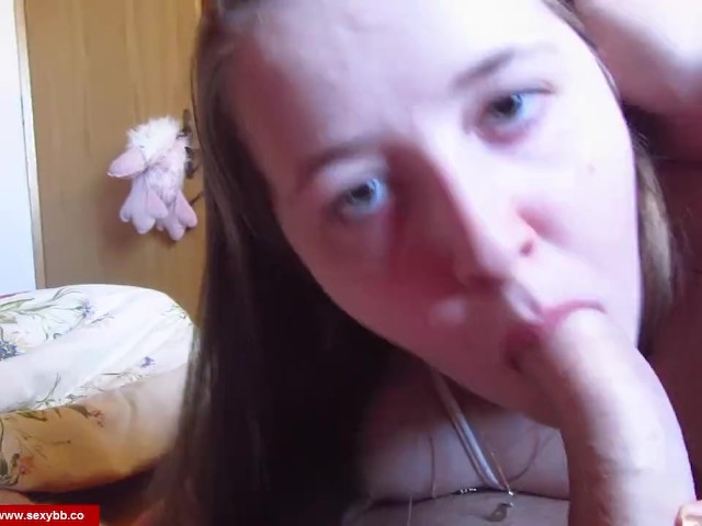 Closeup Blowjob Ending With Cum in Mouth - Sexybbellie 