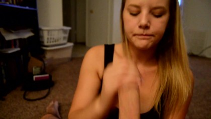 Oral While Watching Porn - Watching Porn While Getting a Blowjob - Free Porn Videos - YouPorn
