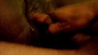 Earthquake Orgasms! BlackGyrl75 SQUIRTS!