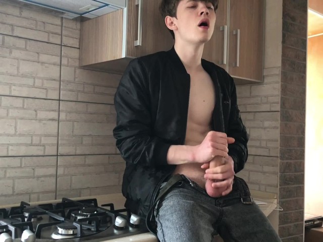 640px x 480px - Step Son Jerking Off When His Daddy Not in Home (23cm) / Huge Load / - Free  Porn Videos - YouPorngay