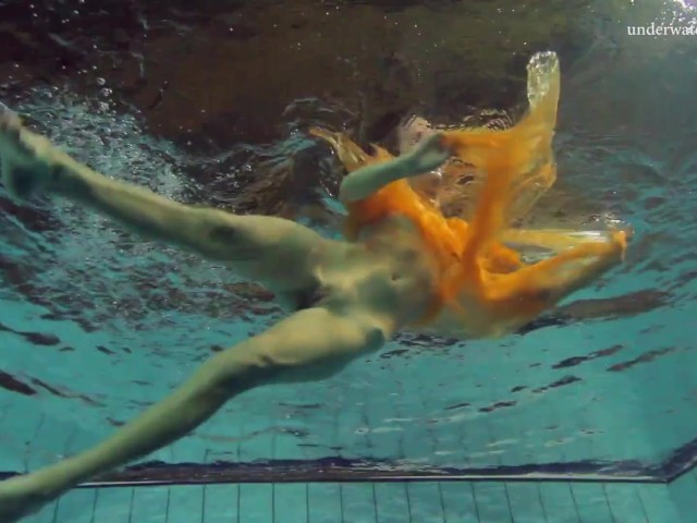 Swimming 18yo Babe Roxalana Enjoys Stripping 