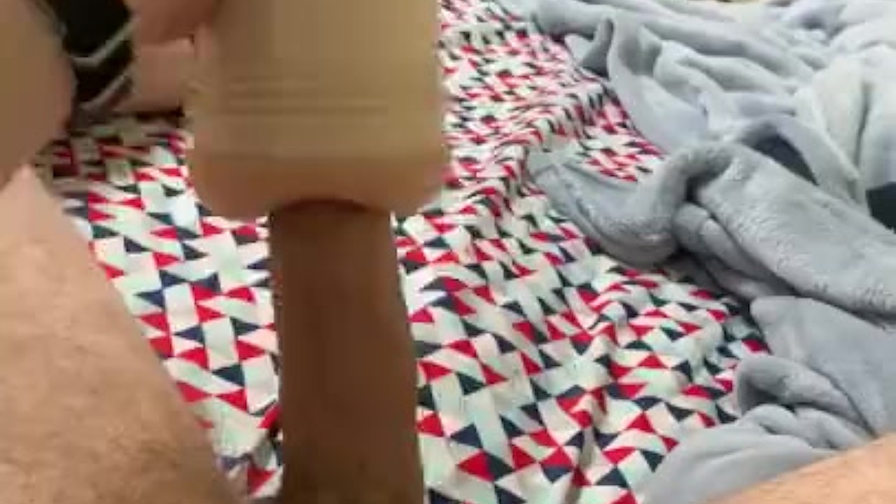 Soldier Fucks Fleshlight Instead of Working Out in the Morning
