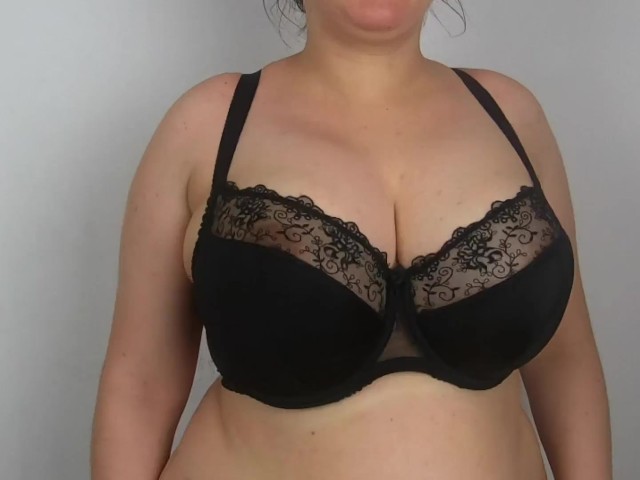 Large Bra Cleavage Porn - Bouncing My Big Tits in Bras - Free Porn Videos - YouPorn