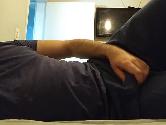 Giant Dick Masturbating - Wet Big Dick Masturbating in Bed - Free Porn Videos - YouPorngay
