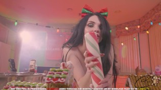 Catjira Gets Possessed by Evil Gingerbread Men and Fucks a Candy Cane (model Contest) 