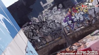 Krauts Skinny blonde Milf Sekretärin abgeschleppt beim Outside Sexdate in Bundeshauptstadt