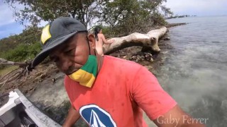 Haciendo cosas exhibicionistas en un barco en público! El jinete ...
