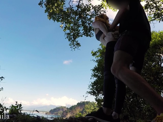 Vacation Jungle Sex - Horny Couple Fuck on Hiking Trail and Almost Get  Caught - Free Porn Videos - YouPorn