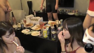 harley quinn nude ギャル4人の2020クリスマスパーティー 2