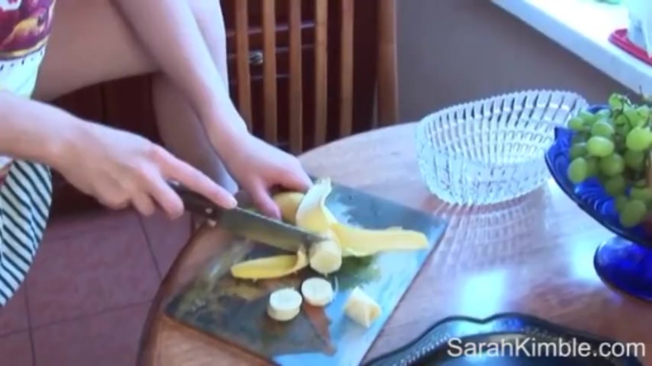 Sarah Kimble in the Kitchen