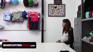Mature Slut Vera King Suspected In Shoplifting And Taken For Strip Search