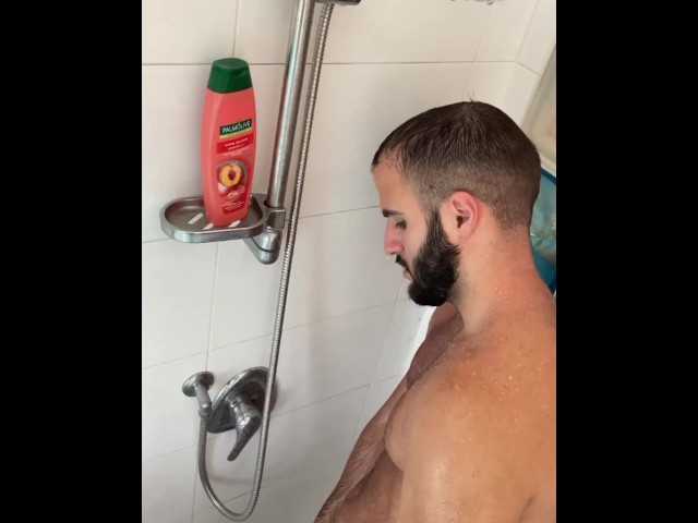 Wanking his huge cock in the shower - Spycamfromguys, hidden cams spying on  men