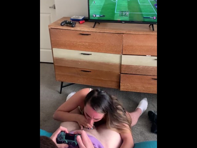 640px x 480px - Making My Boyfriend Cum While He Plays Video Games!! - Free Porn Videos -  YouPorn