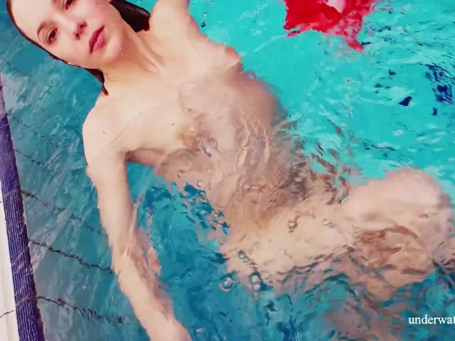 Swimming Pool Dress - Red Long Dress and Big Tits Floating in the Pool - Video Porno Gratis -  YouPorn