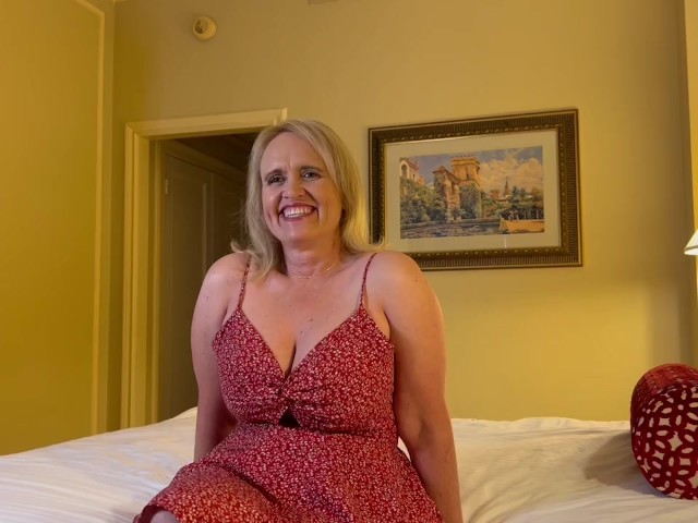50 Old Milf - Casting Curvy: Busty 50 Year Old Thick Married Pawg Milf - Kostenlose  Pornovideos - YouPorn