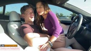 Wild Ride PAWG Eighteen Year Old Amateur Car Fucking While Driving